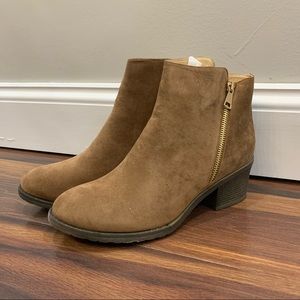 NWT Suede Ankle Boots | Size 9